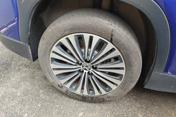 Used Nio EC6 2020 430 km Sport Version Right Rear Wheel Hub