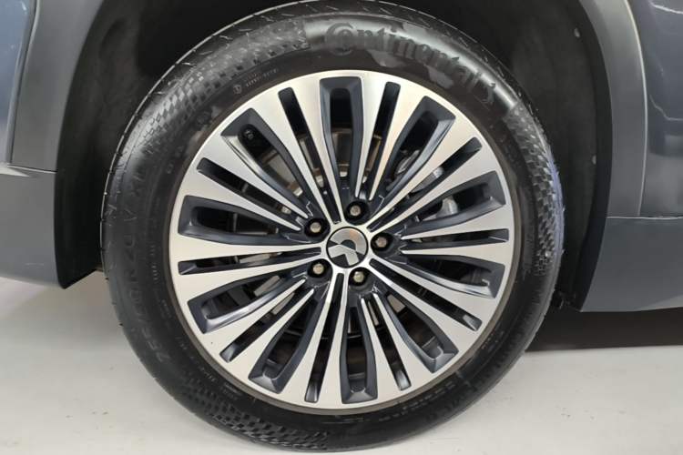 Used Nio EC6 2020 440 km Performance Version Right Rear Wheel Hub