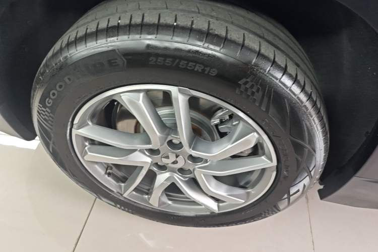 Used Nio EC6 2020 430 km Sport Version Right Rear Wheel Hub