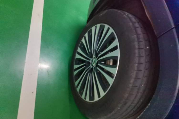 Used Nio EC6 2020 440KM Signature Edition Right Rear Wheel Hub