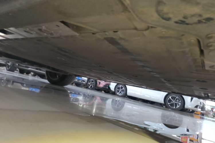 Used Nio EC6 2020 615 km Performance Edition Right Side Sill