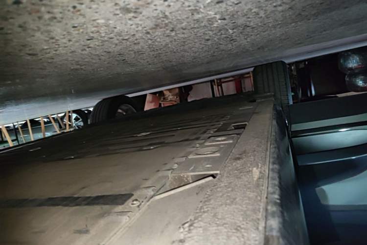 Used Nio EC6 2020 605 km Sport Edition Right Side Sill