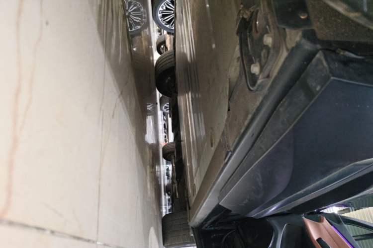 Used Nio EC6 2020 430 km Sport Version Right Side Sill