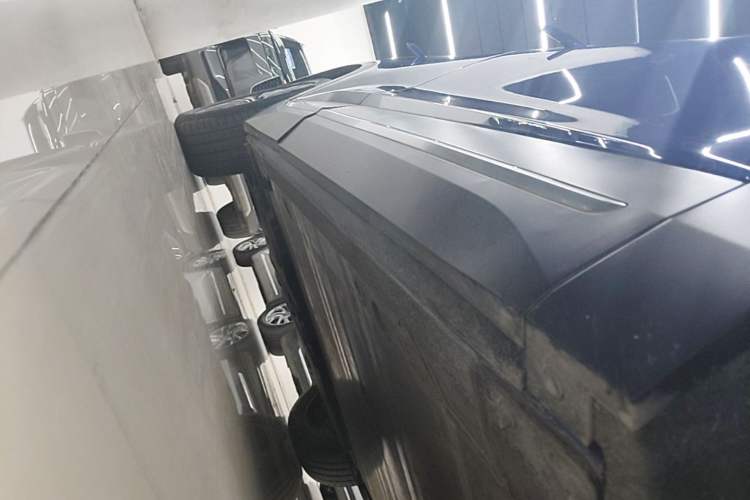 Used Nio EC6 2020 430 km Sport Version Right Side Sill