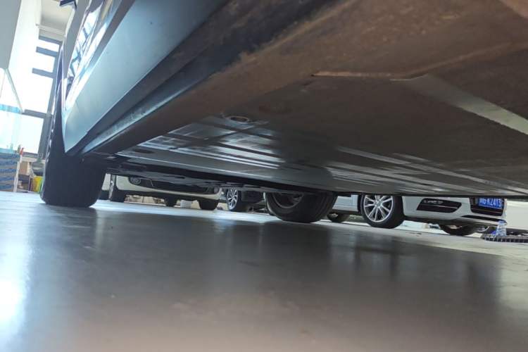Used Nio EC6 2020 430 km Sport Version Right Side Sill