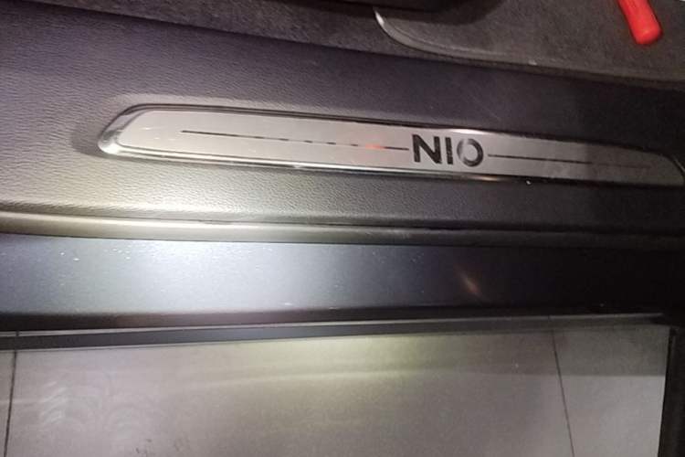 Used Nio EC6 2020 440 km Performance Version Right Side Sill