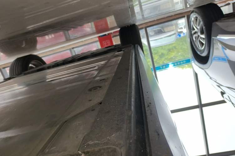 Used Nio EC6 2020 430 km Sport Version Right Side Sill