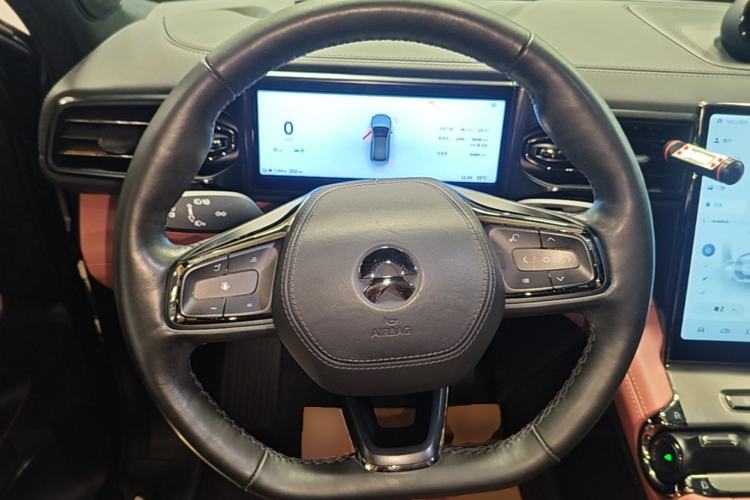 Used Nio EC6 2020 465 km Sport Edition Steering Wheel