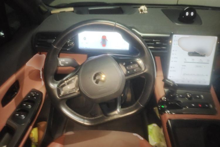 Used Nio EC6 2020 605 km Sport Edition Steering Wheel
