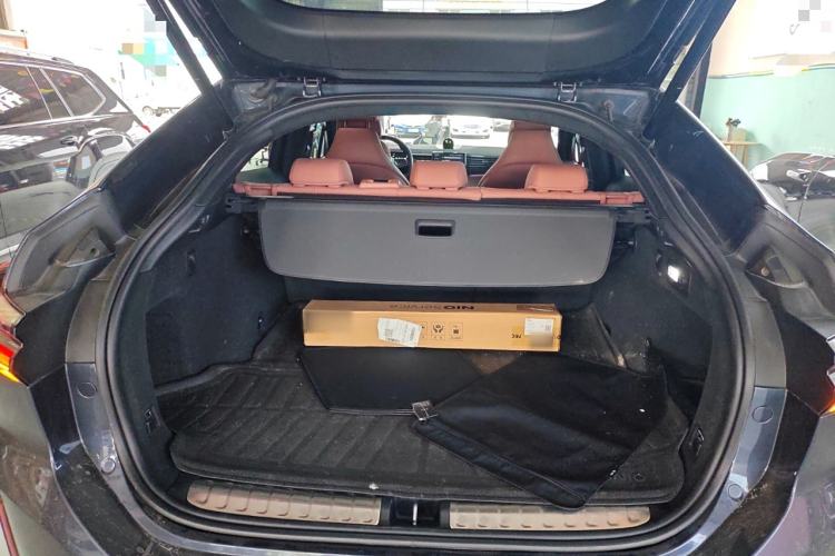 Used Nio EC6 2020 615 km Performance Edition Trunk