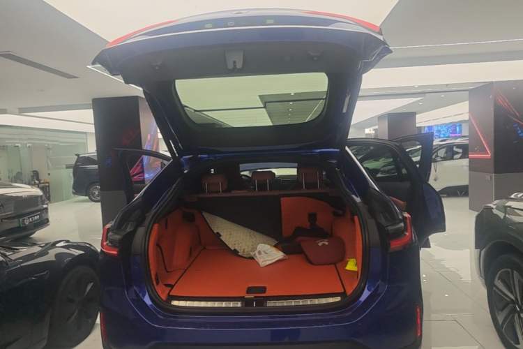Used Nio EC6 2020 615 km Performance Edition Trunk