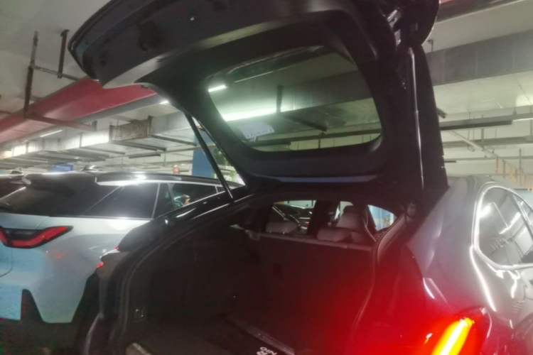 Used Nio EC6 2020 605 km Sport Edition Trunk