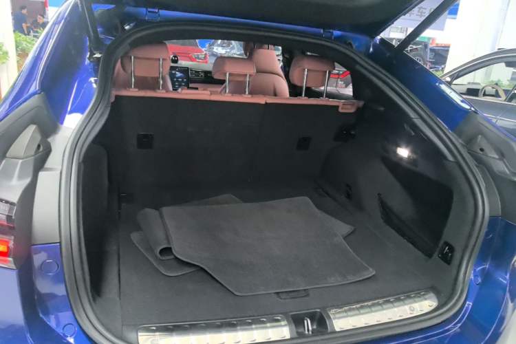 Used Nio EC6 2020 430 km Sport Version Trunk