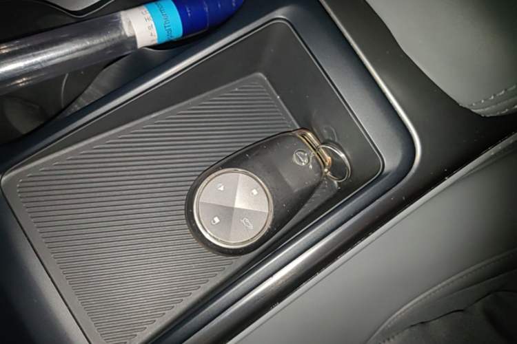 Used Nio EC6 2020 605 km Sport Edition Vehicle Key