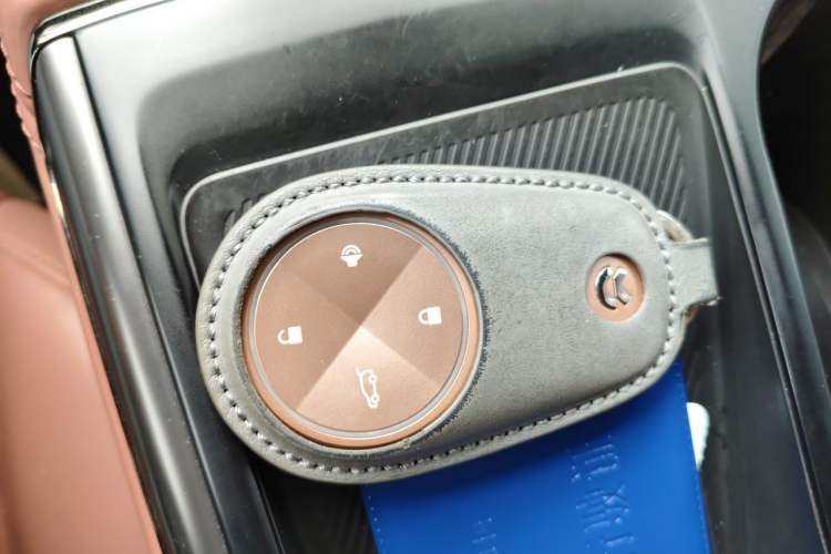 Used Nio EC6 2020 605 km Sport Edition Vehicle Key