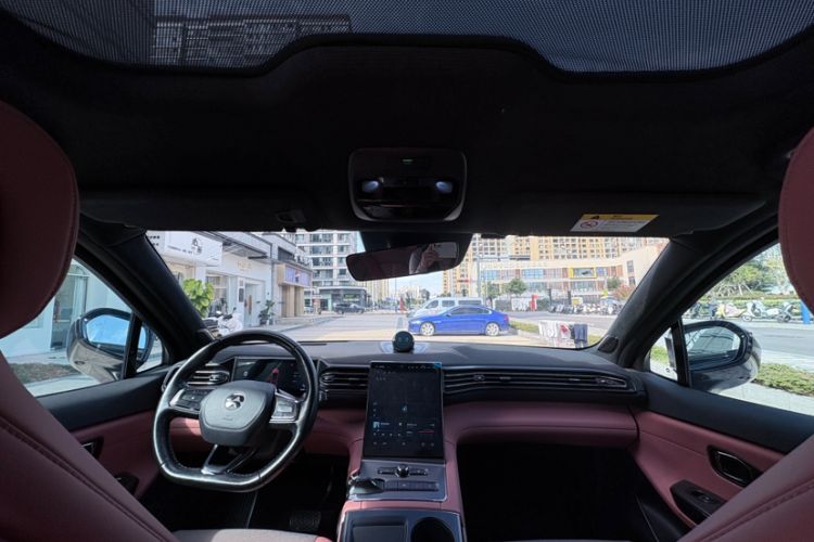Used Nio EC6 2020 440KM Signature Edition Interior 2