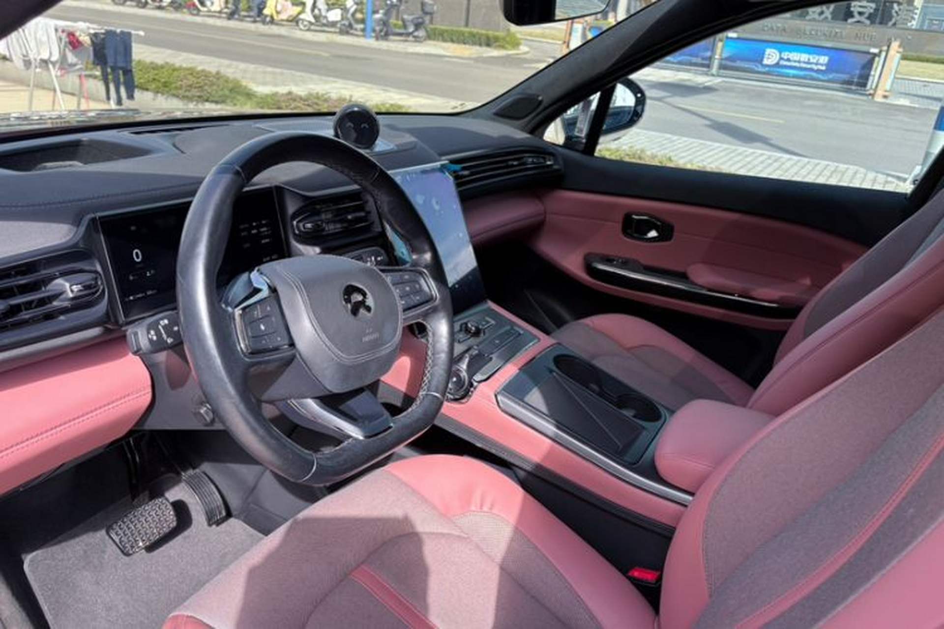 Used Nio EC6 2020 440KM Signature Edition Interior 5