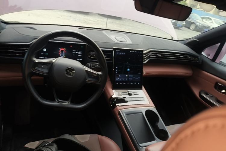 Used Nio EC6 2020 430 km Sport Version Center Console