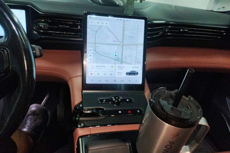 Used Nio EC6 2020 465 km Sport Edition Audio And AC Panel