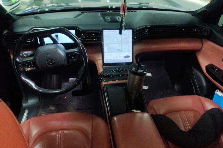 Used Nio EC6 2020 465 km Sport Edition Center Console