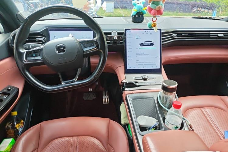 Used Nio EC6 2020 440KM Signature Edition Center Console