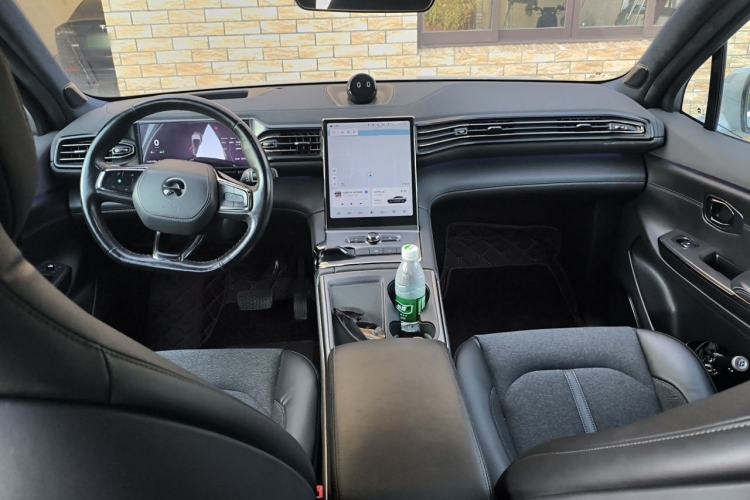 Used Nio EC6 2020 615 km Performance Edition Center Console