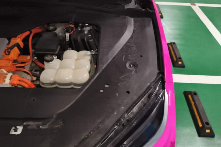 Used Nio EC6 2020 430 km Sport Version Engine Bay Left