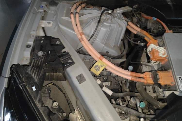 Used Nio EC6 2020 605 km Sport Edition Engine Bay Right
