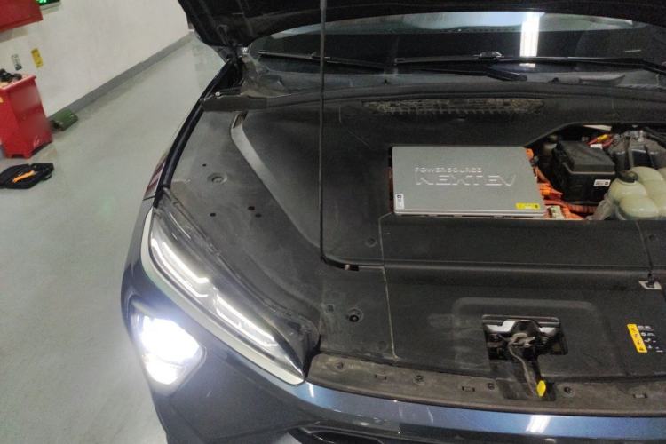 Used Nio EC6 2020 465 km Sport Edition Engine Bay Right