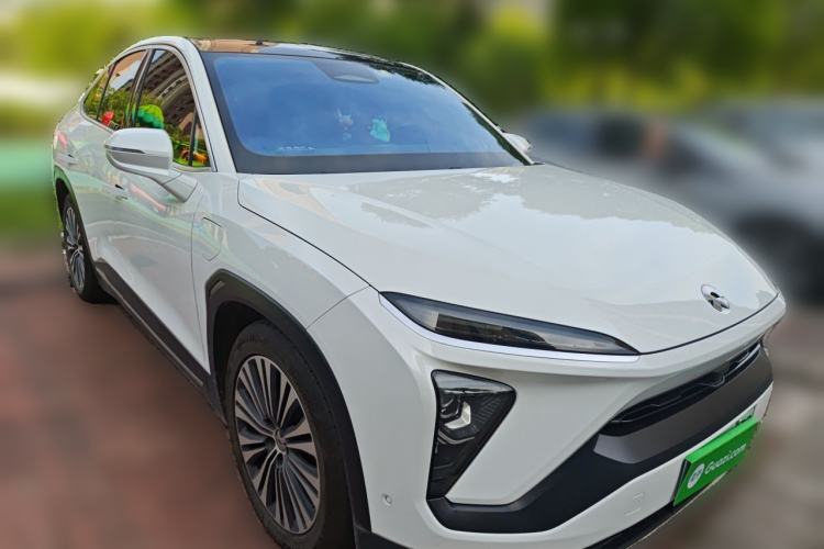 Used Nio EC6 2020 440KM Signature Edition Front Right 45 Deg