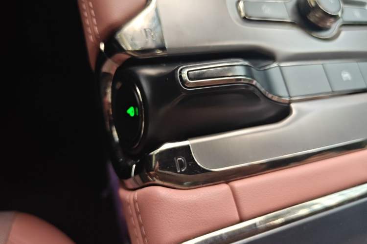Used Nio EC6 2020 440KM Signature Edition Gear Lever