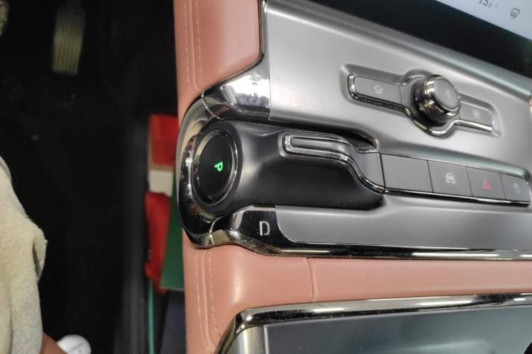 Used Nio EC6 2020 615 km Performance Edition Gear Lever