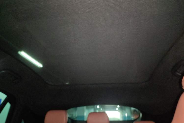 Used Nio EC6 2020 465 km Sport Edition Headliner