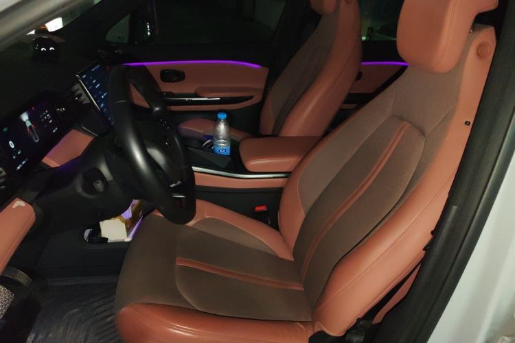 Used Nio EC6 2020 605 km Sport Edition Left Front Seat