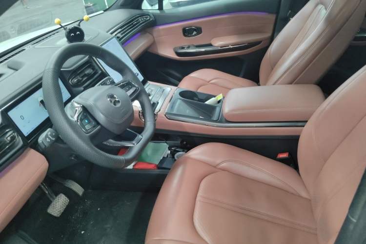 Used Nio EC6 2020 615 km Performance Edition Left Front Seat