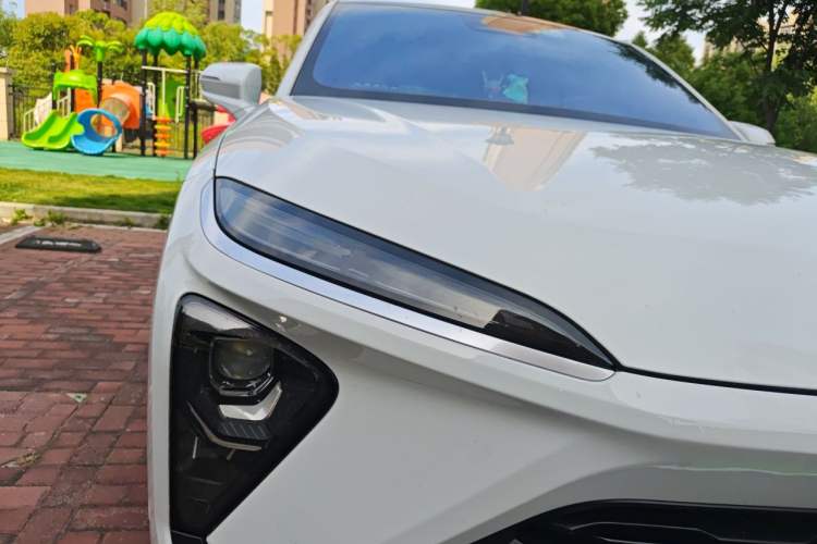 Used Nio EC6 2020 440KM Signature Edition Right Front Headlight