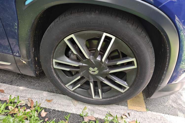 Used Nio EC6 2020 440KM Signature Edition Right Front Wheel Hub