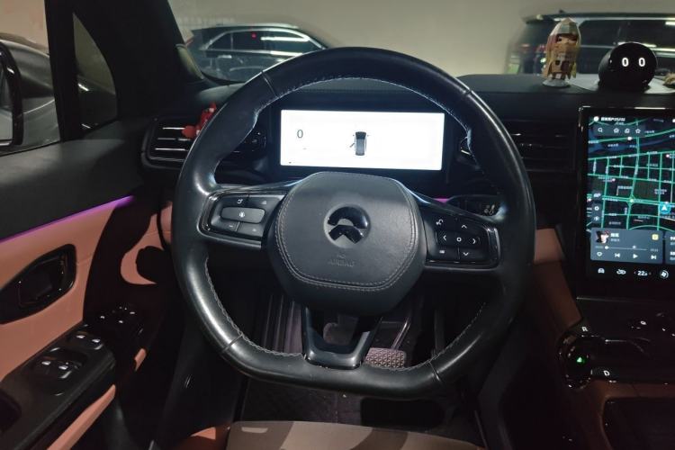 Used Nio EC6 2020 605 km Sport Edition Steering Wheel
