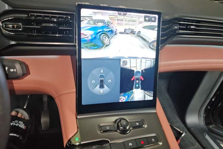 Used Nio EC6 2020 465 km Sport Edition Audio And AC Panel