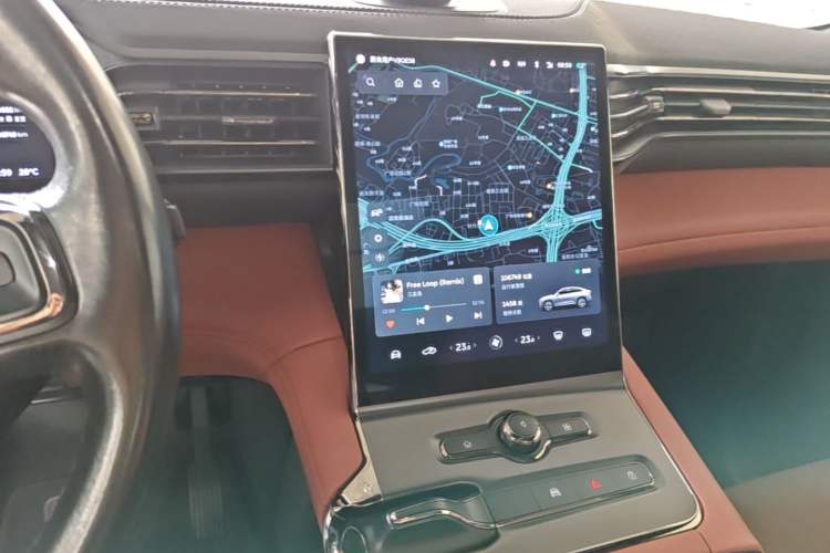 Used Nio EC6 2020 465 km Sport Edition Audio And AC Panel