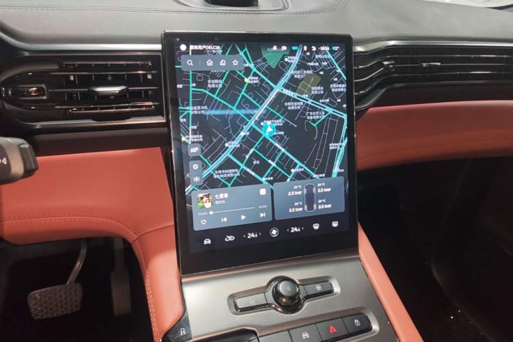 Used Nio EC6 2020 605 km Sport Edition Audio And AC Panel