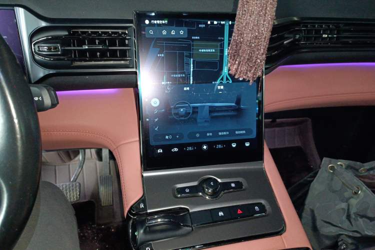 Used Nio EC6 2020 465 km Sport Edition Audio And AC Panel