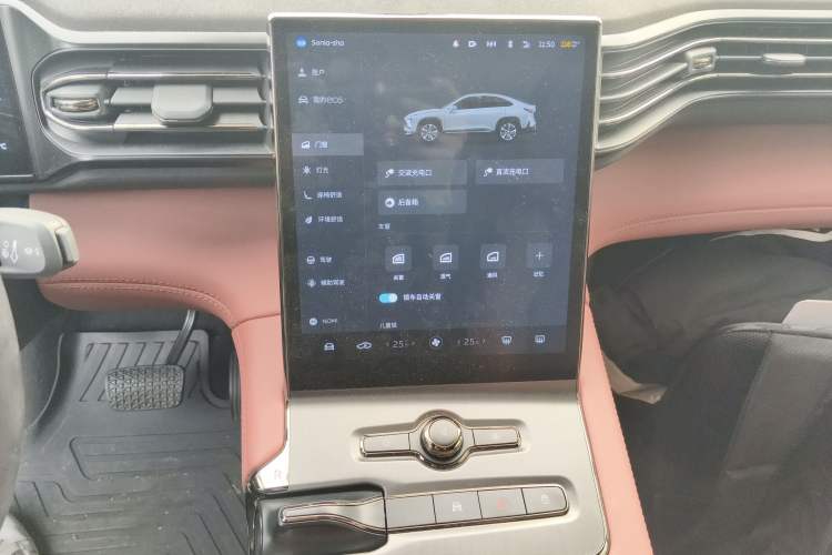 Used Nio EC6 2020 430 km Sport Version Audio And AC Panel