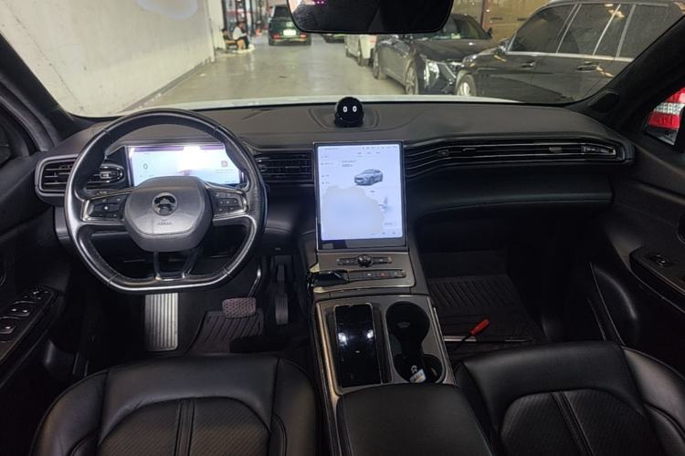 Used Nio EC6 2020 465 km Sport Edition Center Console