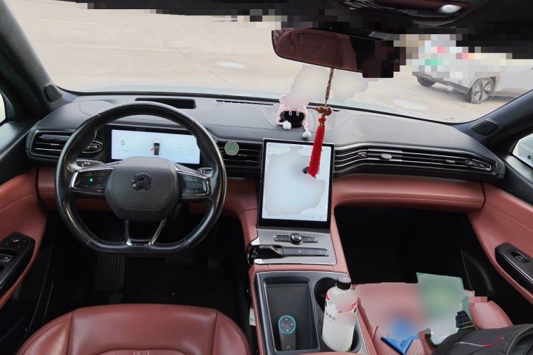 Used Nio EC6 2020 605 km Sport Edition Center Console