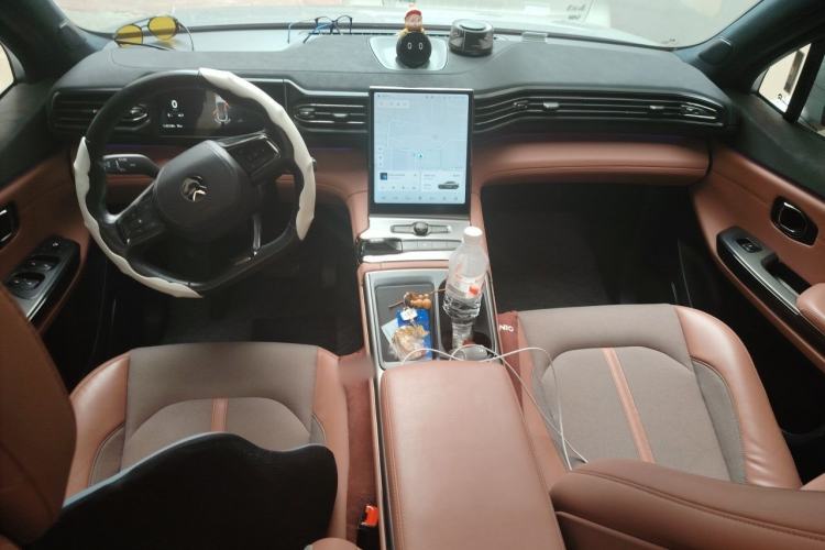 Used Nio EC6 2020 465 km Sport Edition Center Console