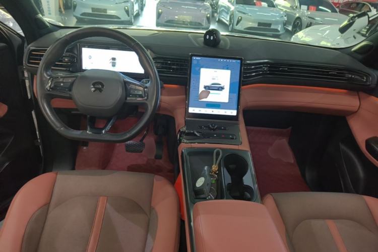 Used Nio EC6 2020 440 km Performance Version Center Console