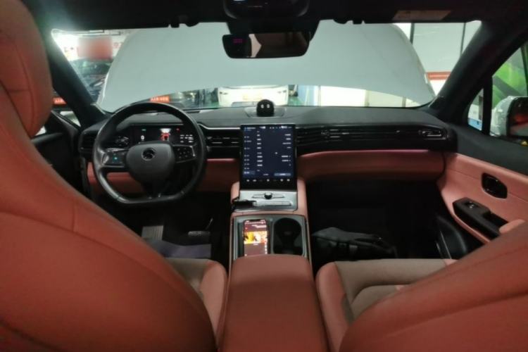 Used Nio EC6 2020 605 km Sport Edition Center Console