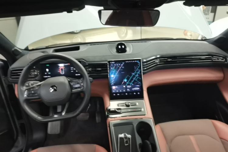 Used Nio EC6 2020 430 km Sport Version Center Console