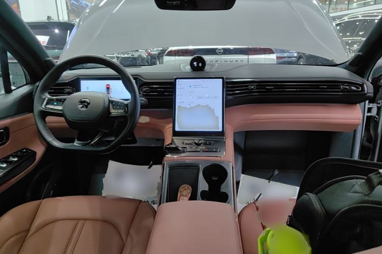 Used Nio EC6 2020 440KM Signature Edition Center Console